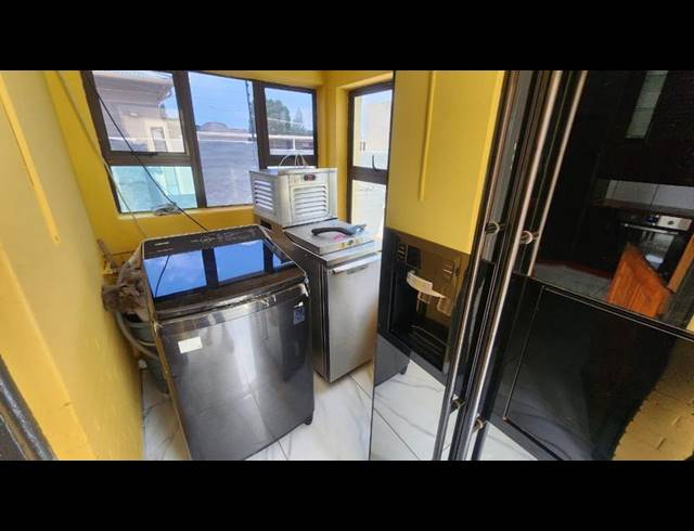 3 BEDROOM HOUSE FOR SALE IN FLORENTIA